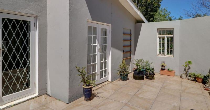 5 Bedroom Property for Sale in Greyton Western Cape